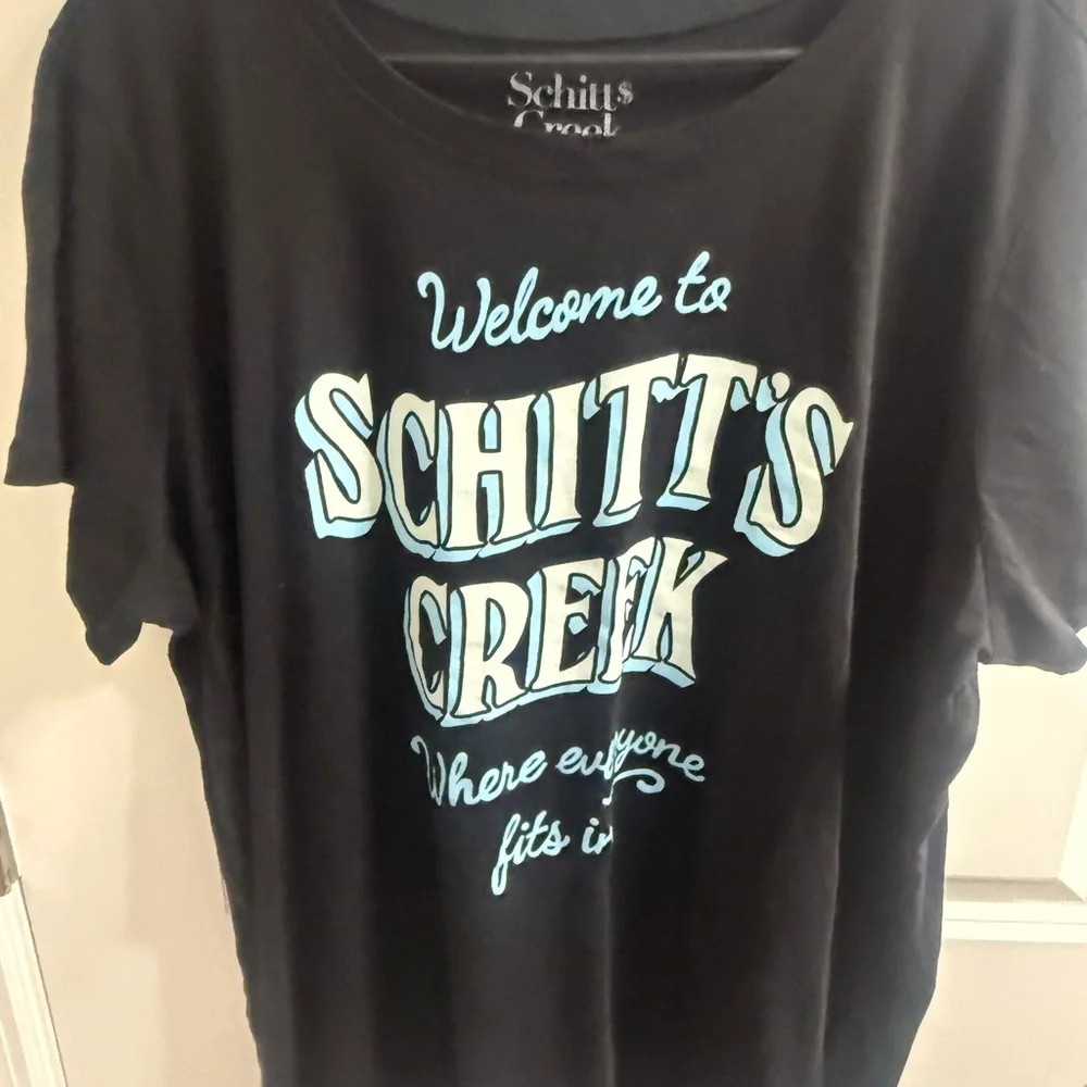 torrid Black Tee with Light Blue and Cream Schitt's Creek Graphic - Picture 2 of 3
